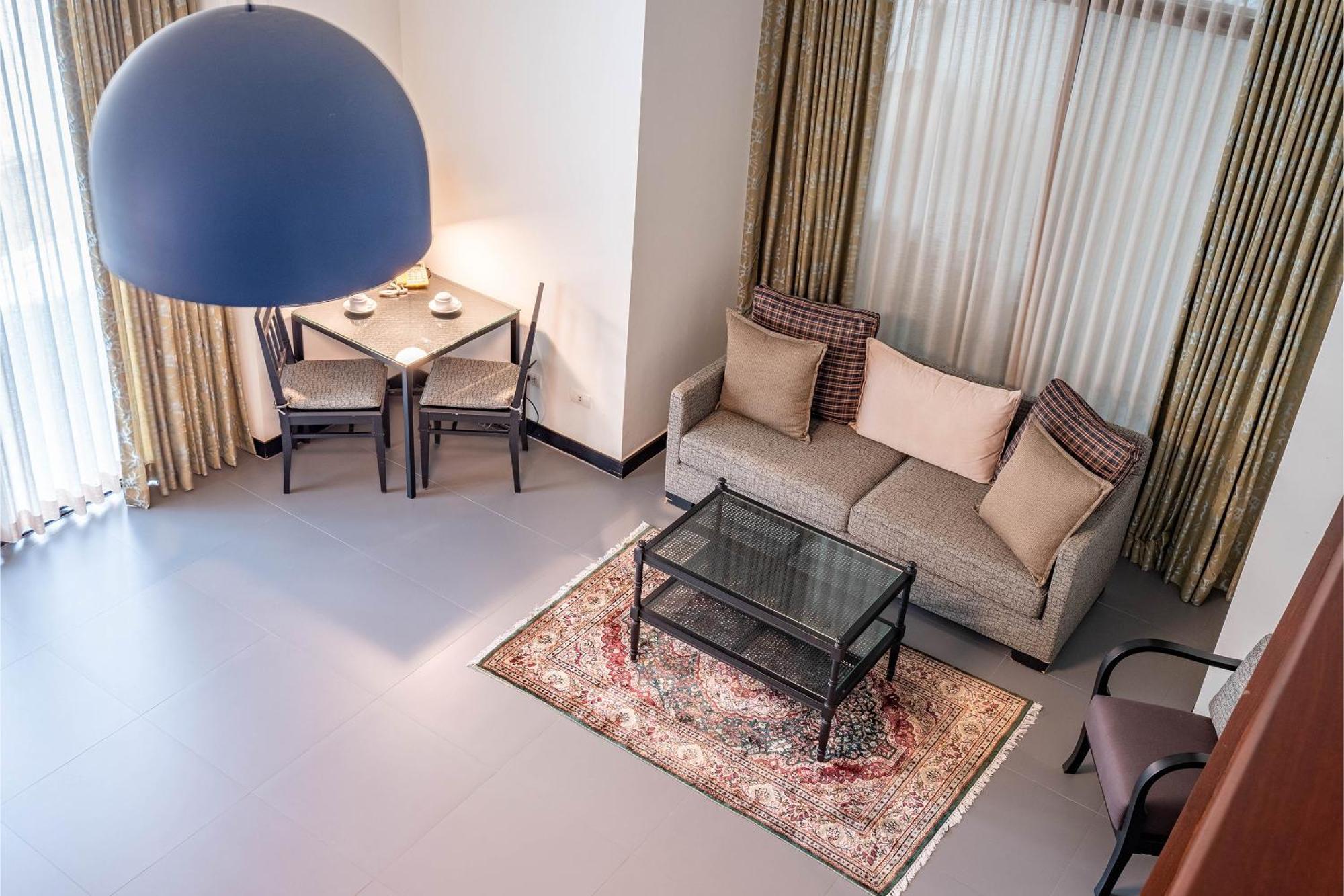 Luxe Residence Pattaya Exterior photo